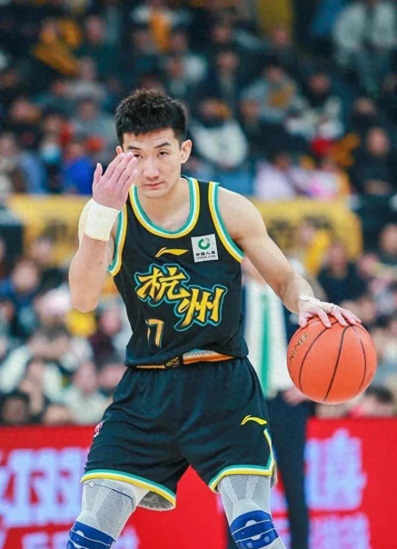 ayx体育官方网站-包含太狠了！AC米兰主帅复盘备战法国杯广东宏远再遭质疑备战CBA常规赛，转折点尼斯复出首秀的词条-ayx体育官方网站